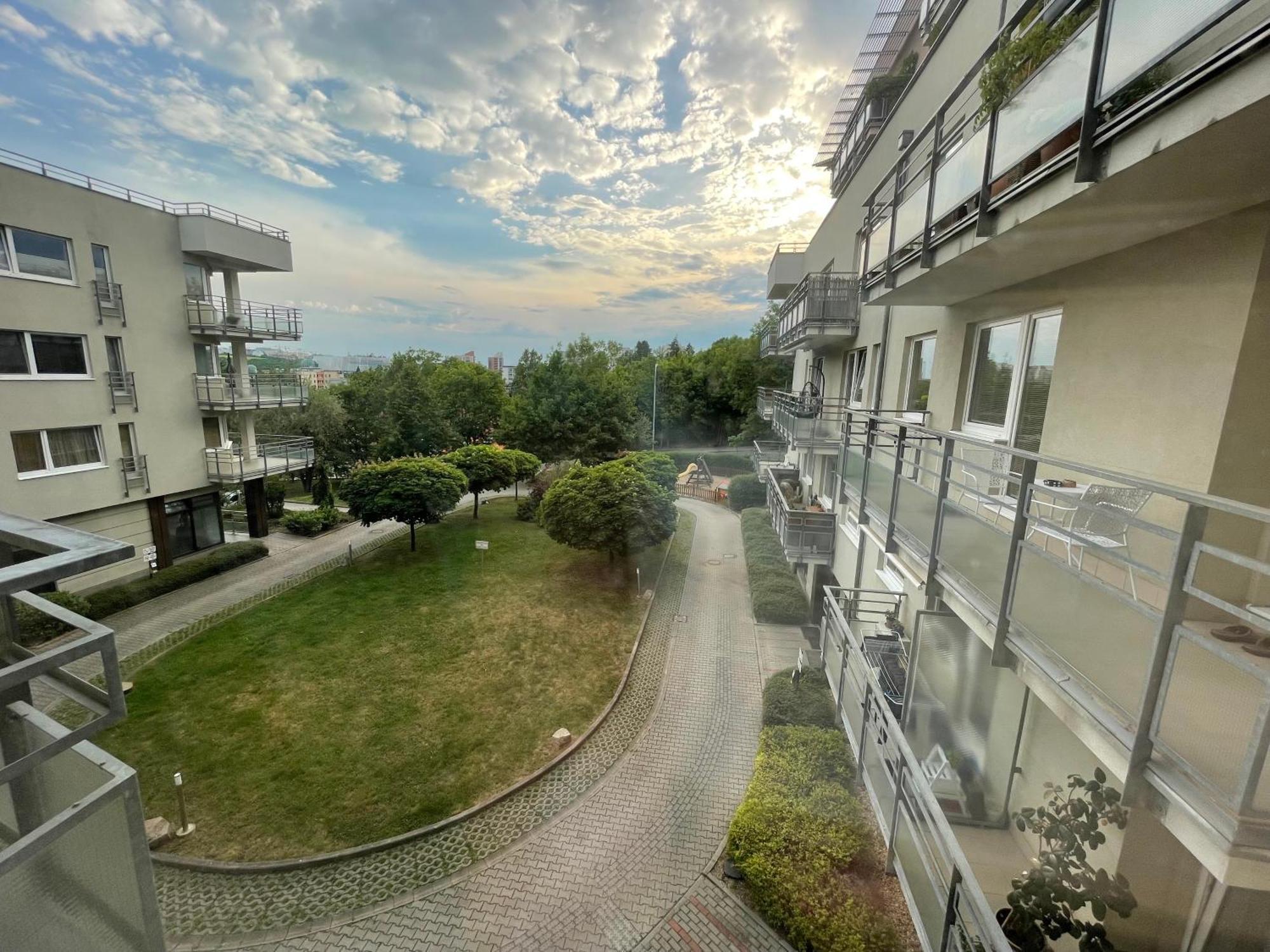 Monfas Apartment Provence In 프라하 외부 사진